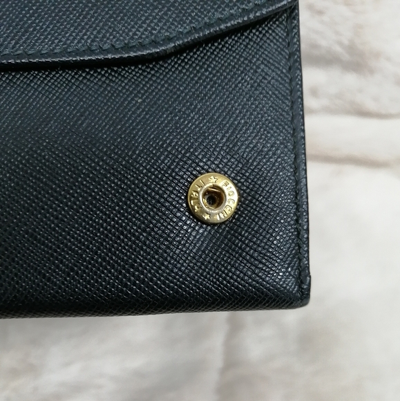 Authentic Prada Vintage saffiano leather black Milano wallet - Picture 7 of 14